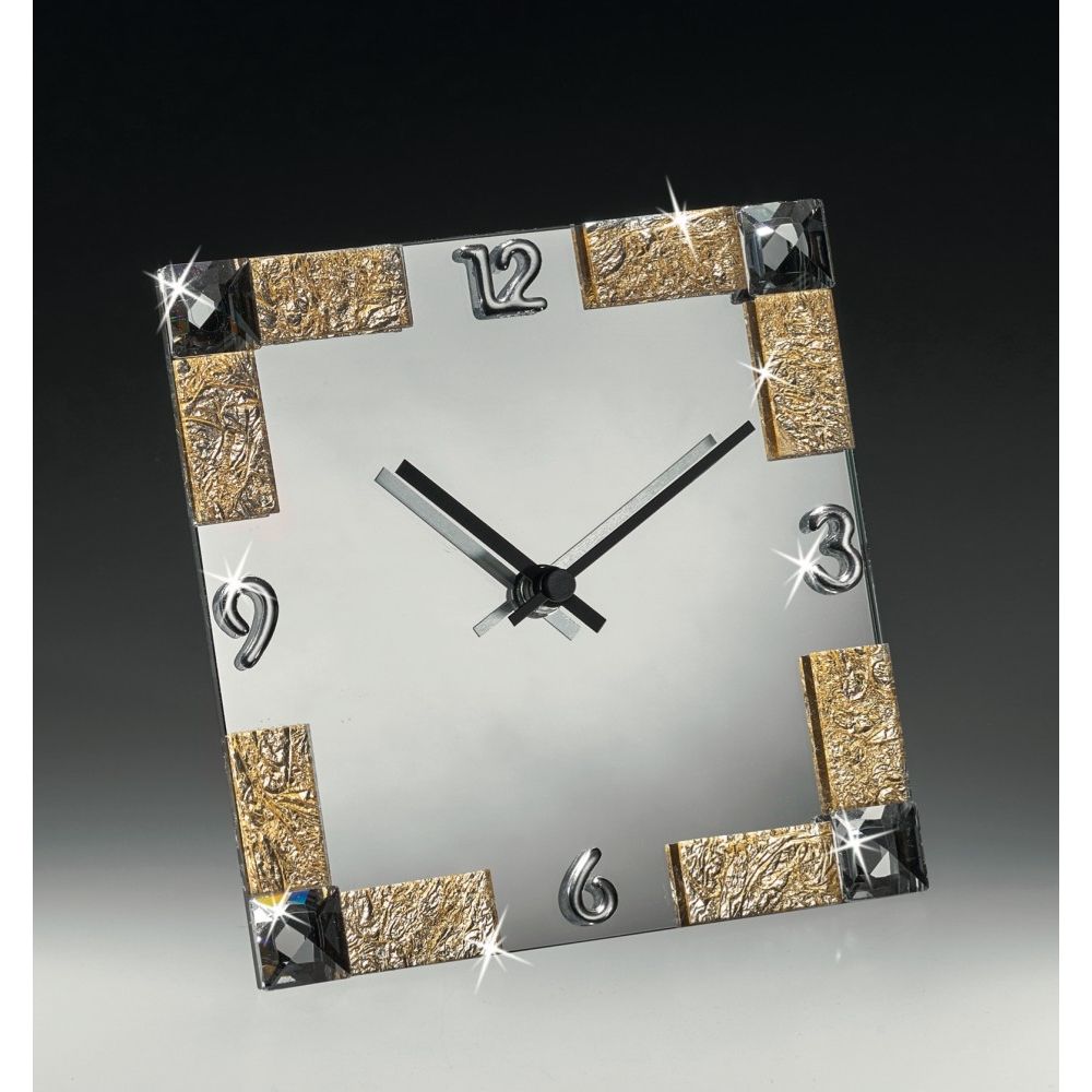 Reloj de Escritorio con Decoracion en Dorado
