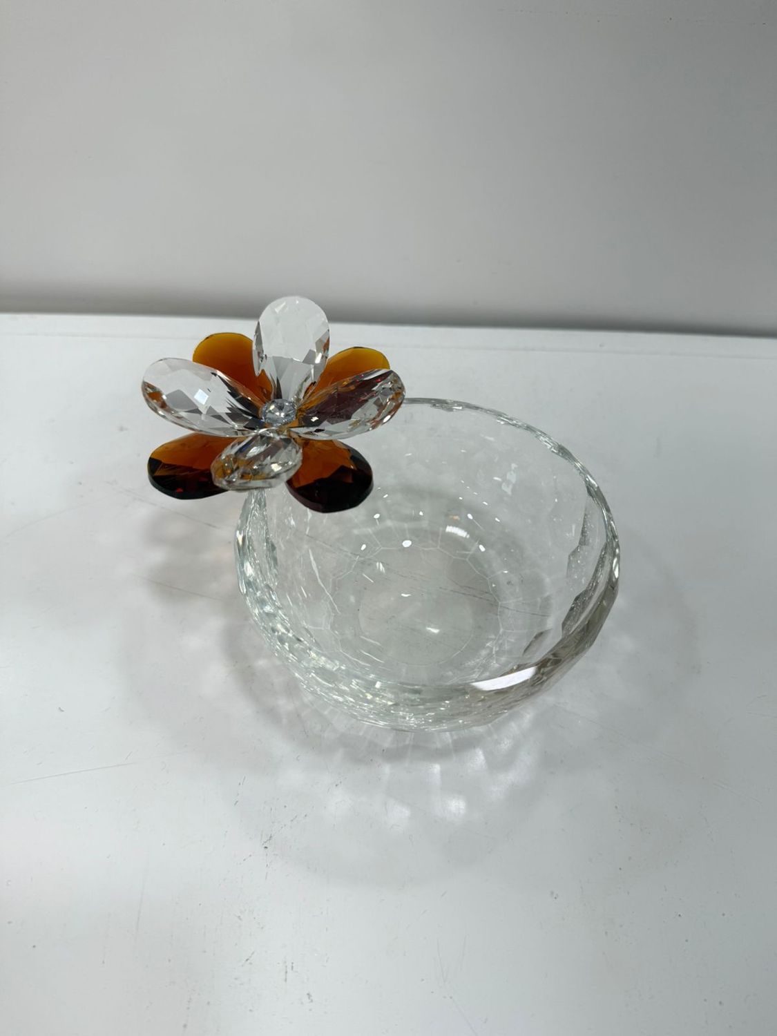 Platito de Cristal con Flor Ambar
