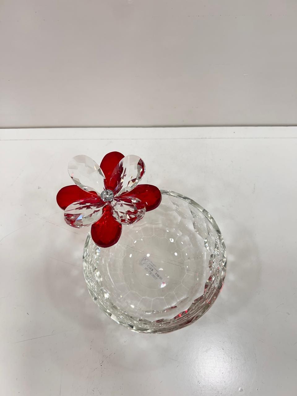 Platito de Cristal con Flor Roja