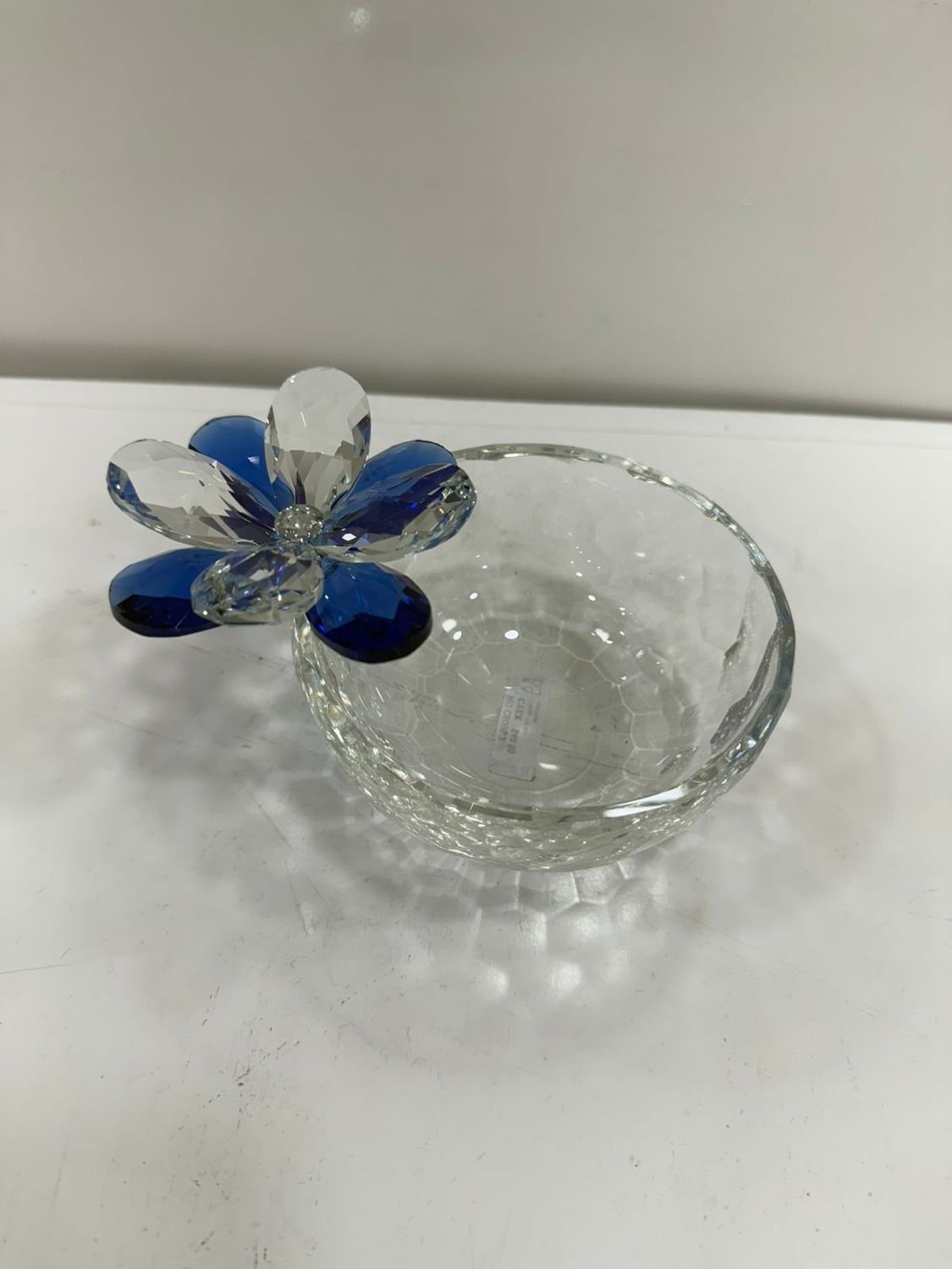 Platito de Cristal con Flor Azul