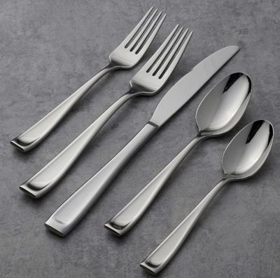 Set de Cubiertos Moda 65 Piezas