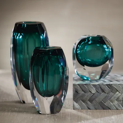 Aman Emerald Vase 5in