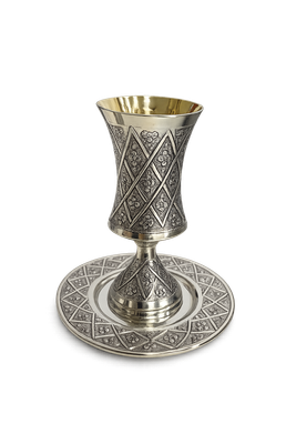 Copa de Kidush con su plato