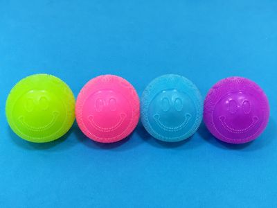 Squishy Fuzz Ball (flower power)