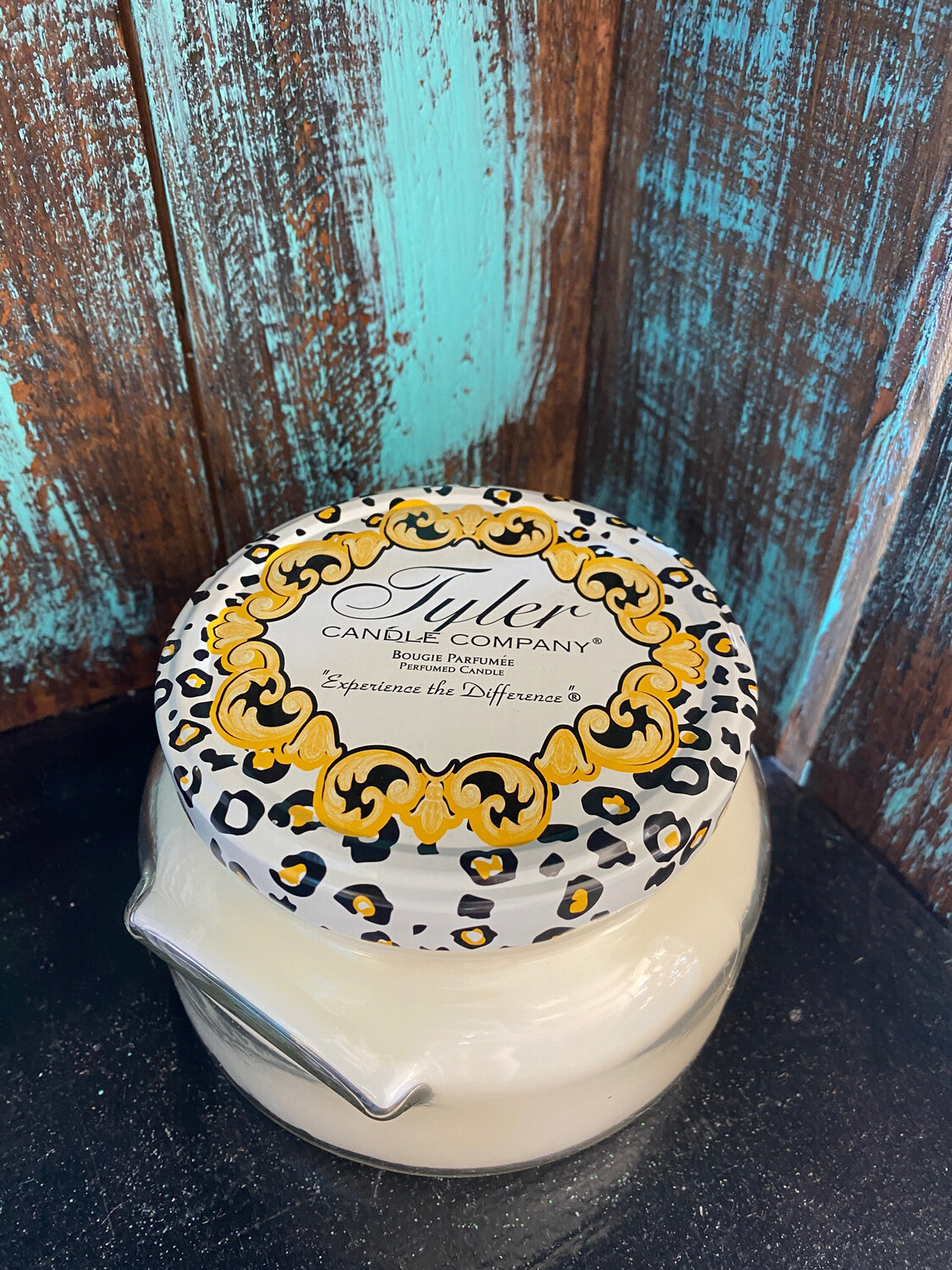Candle 22oz Dolce Vita.*