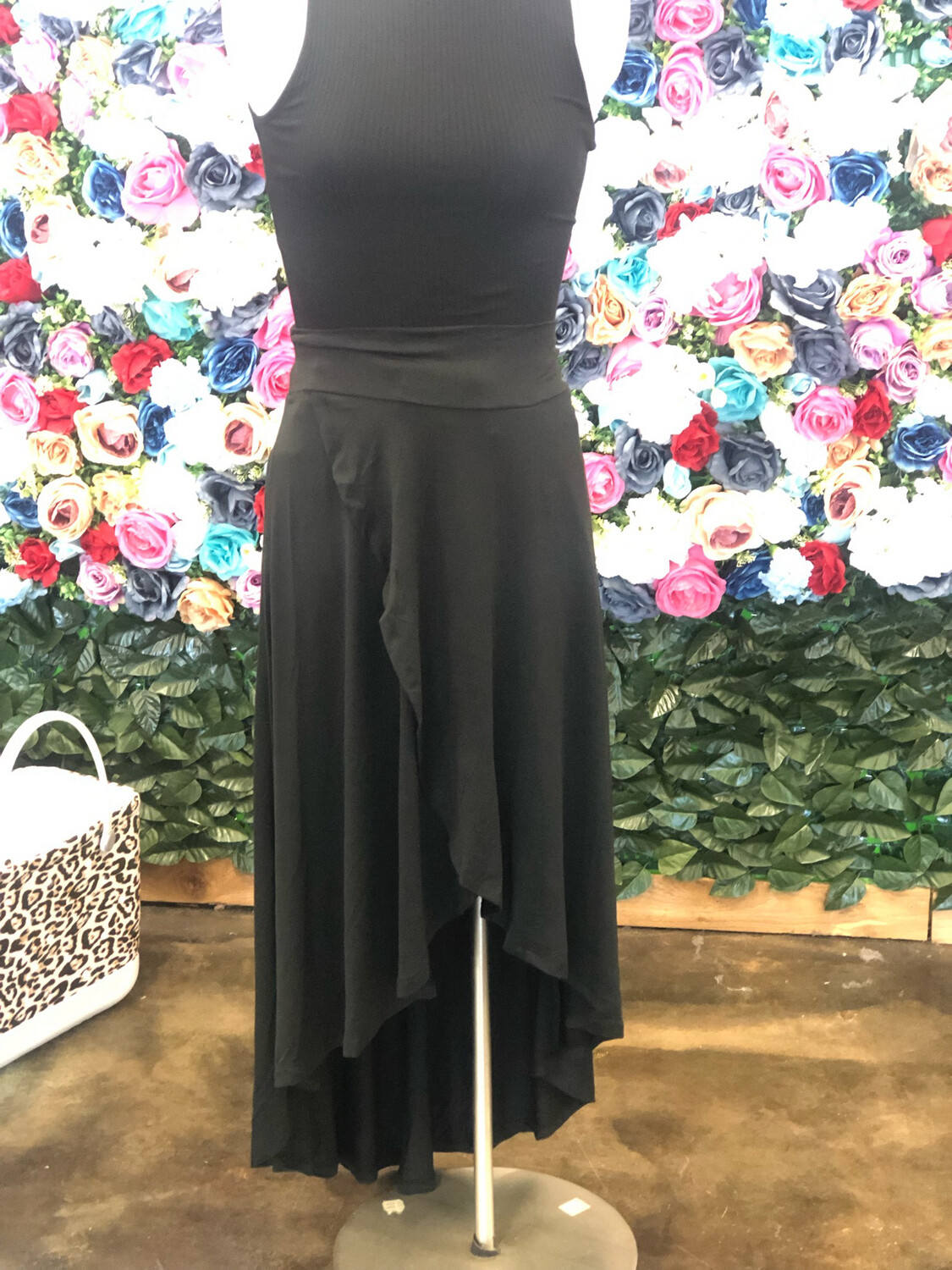 Black Hi-Low Skirt!*