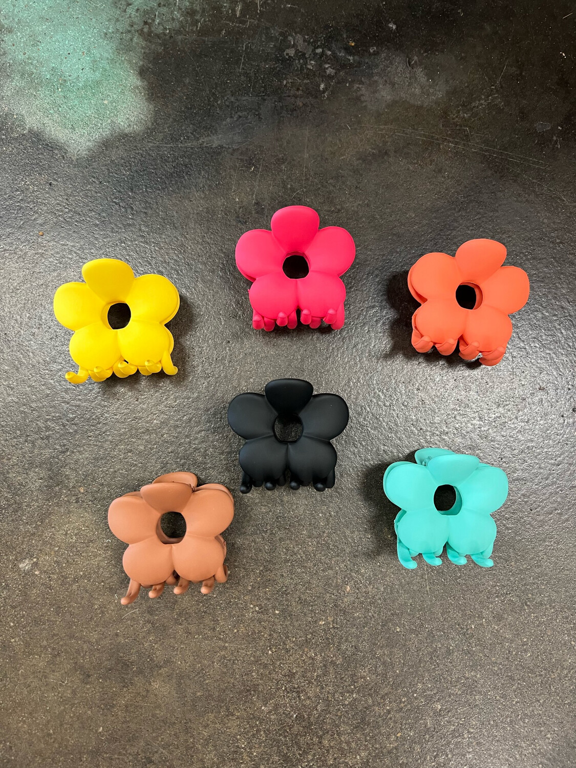 Large Daisy Claw Clips 