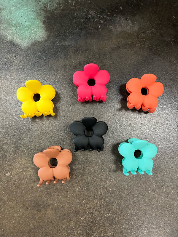 Large Daisy Claw Clips 