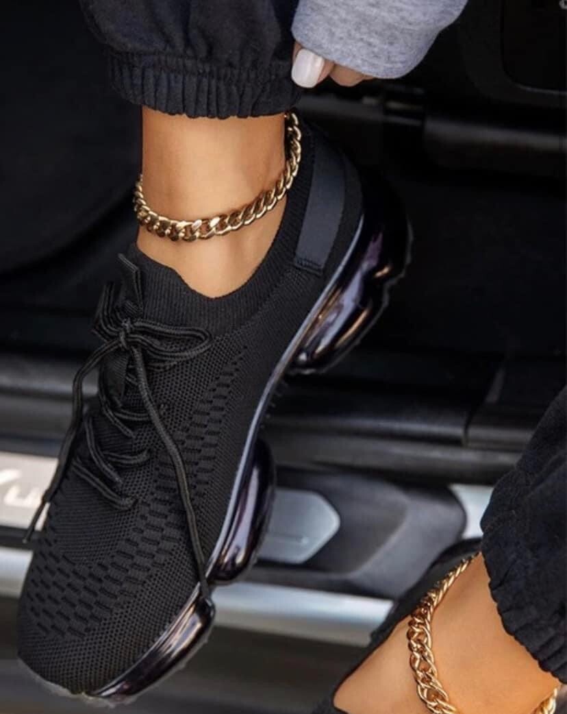 Black Comfy Sneaker*