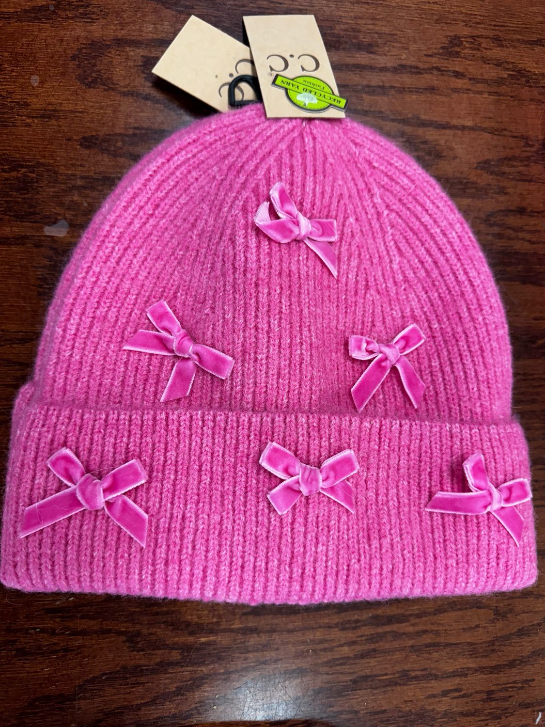 CC beanie bows