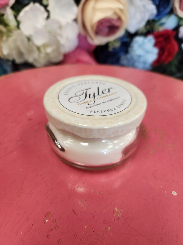 Regal Candle 3.4oz
