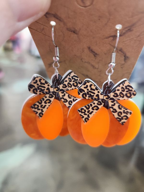 Pumpkin/Leopard Bow