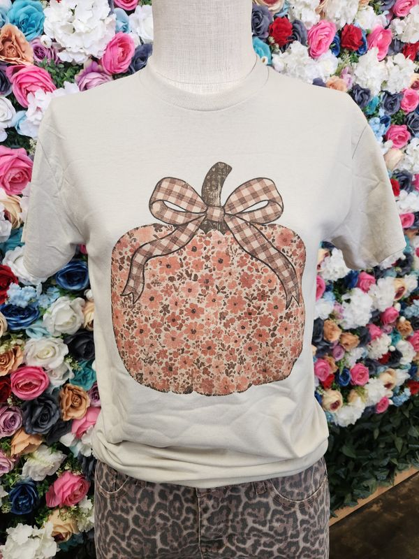 Fall Flower Pumpkin Tee