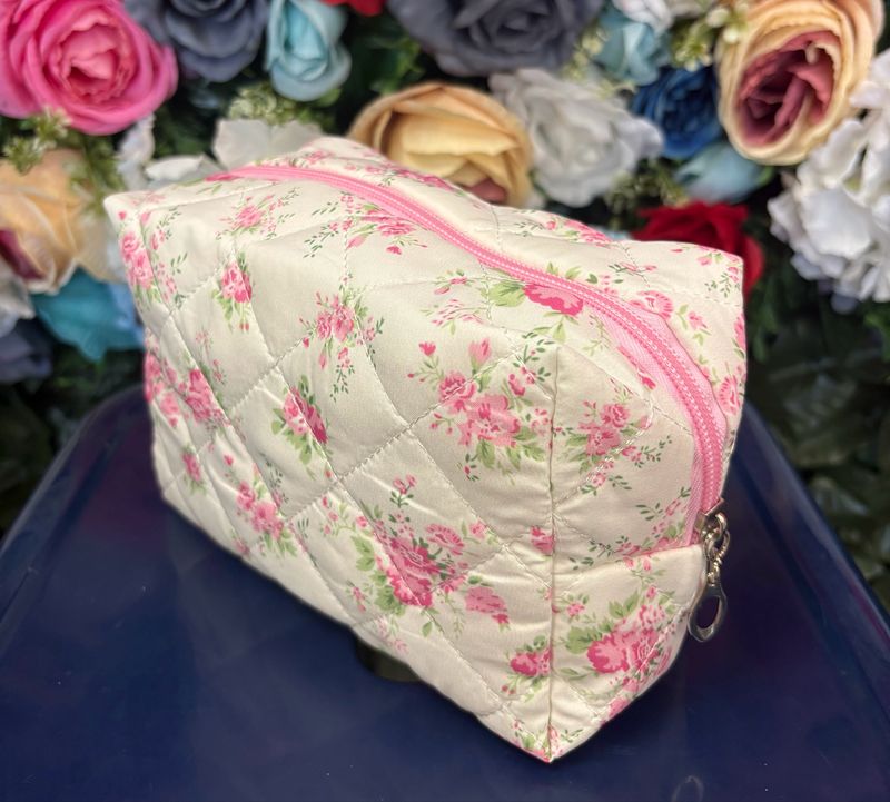 Cloth makeup bags