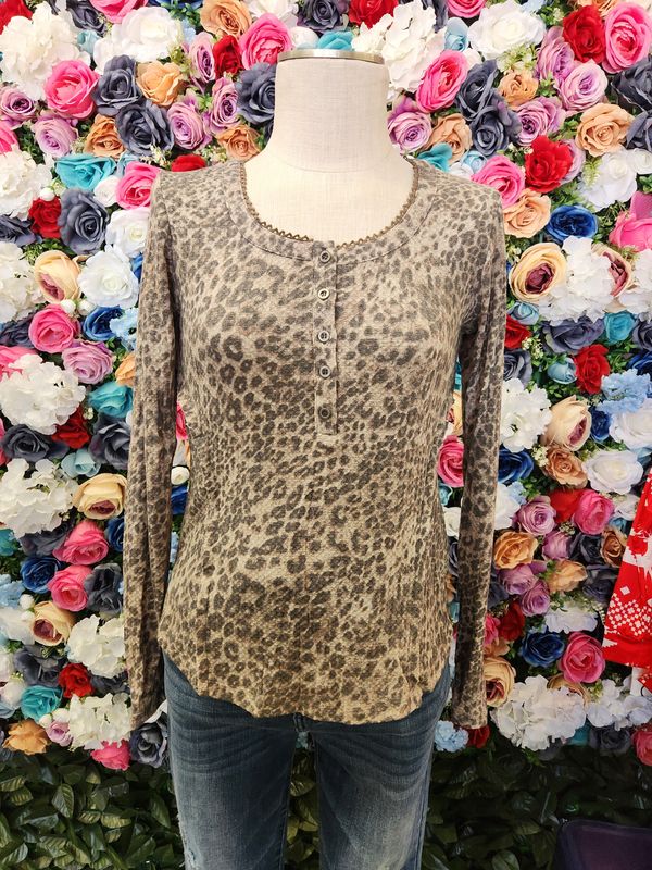 Leopard Shirt/LongSleeve
