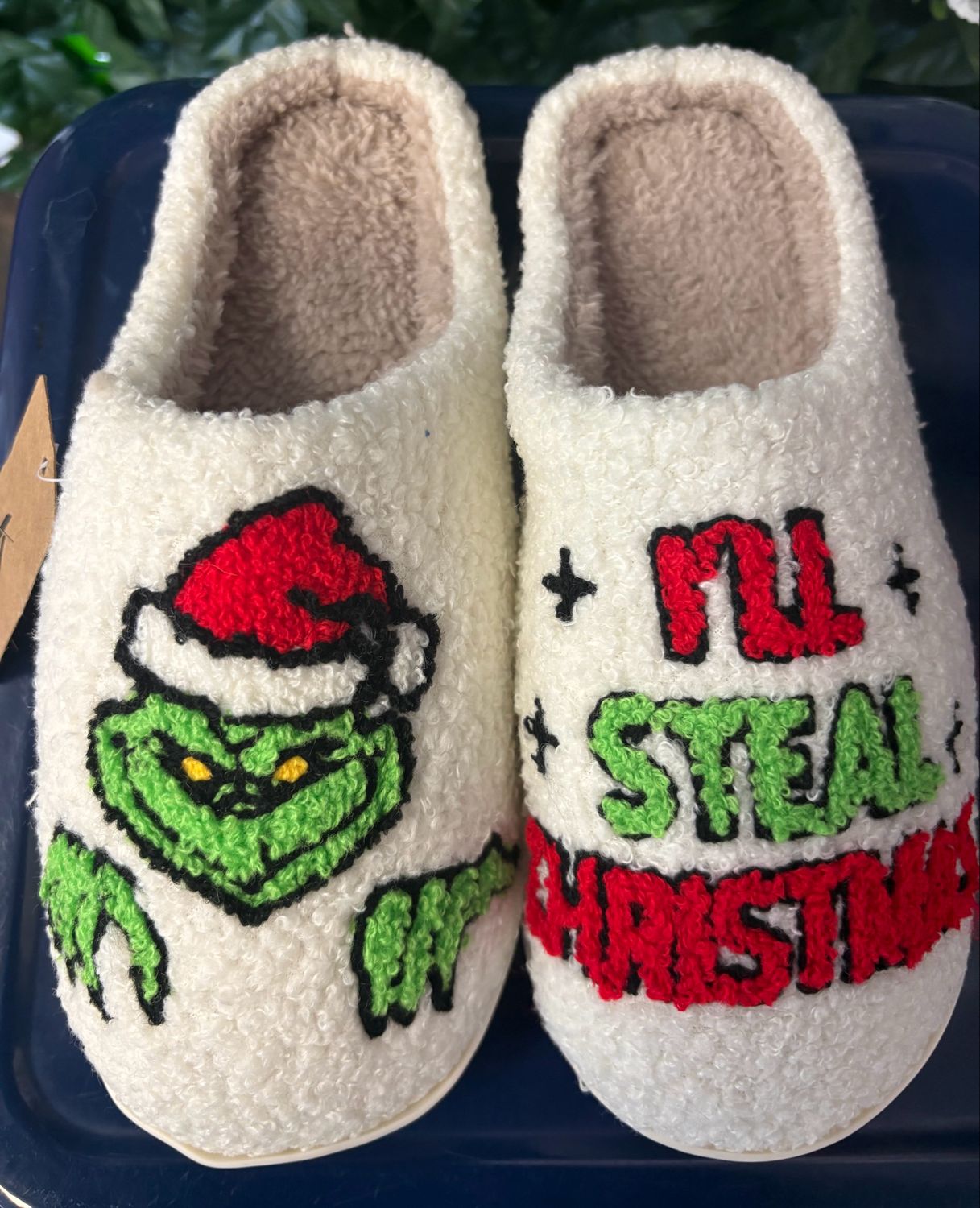 I&#39;ll steal Christmas slippers