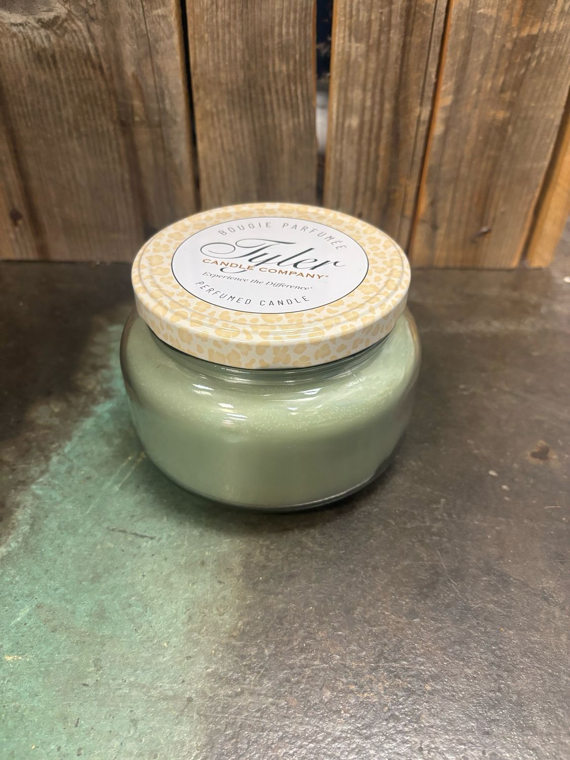 Candle 22oz Hippie Chick
