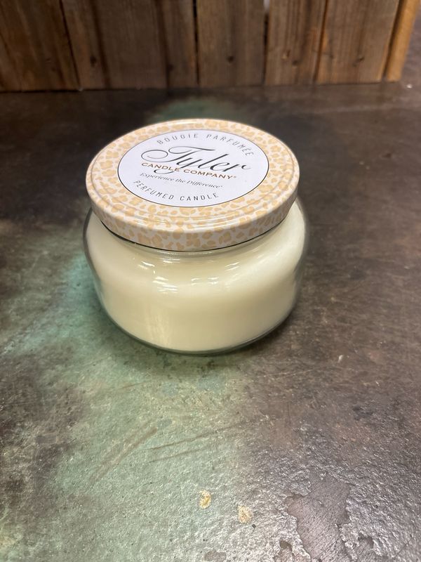 Candle 22oz Pristine