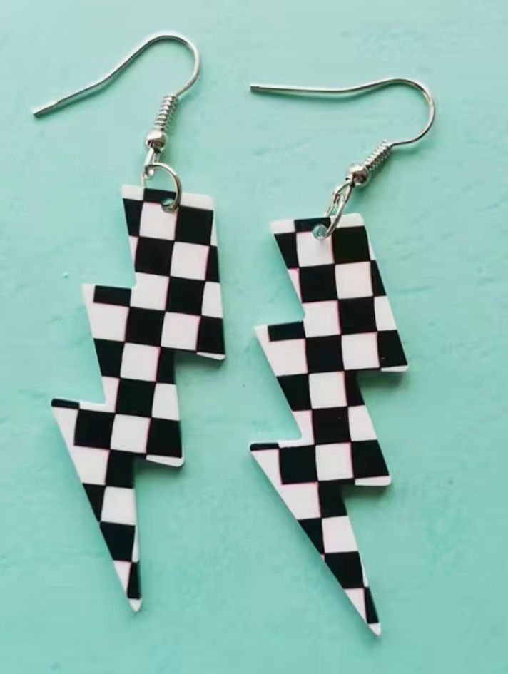 Checkered lighting bolt earrings