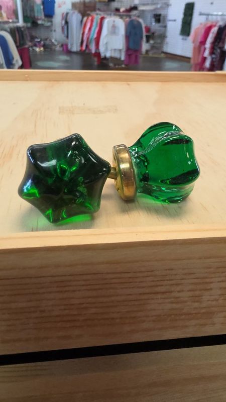 Knobs(sold in sets)