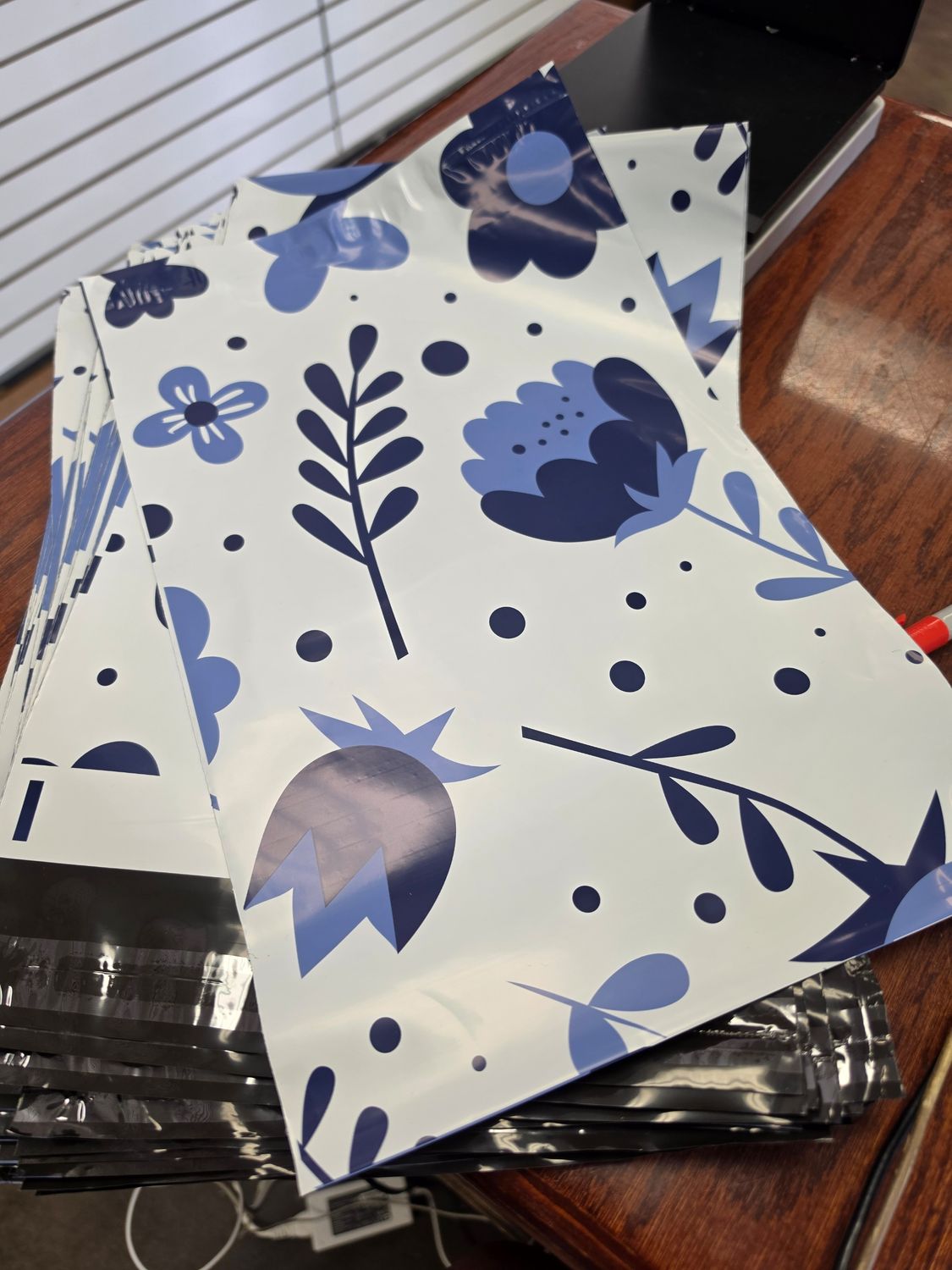 Blue Flower Poly Bags 10x15