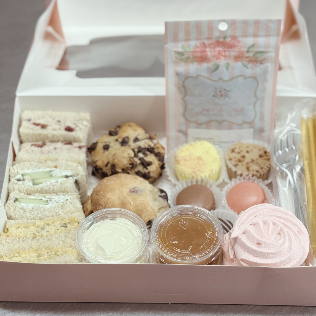 Tea For Two To-Go Box