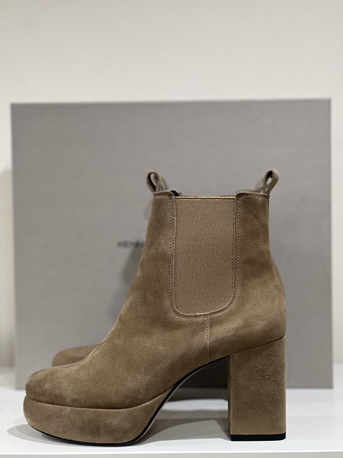 Kennel & Schmenger - Camel Heeled Boots