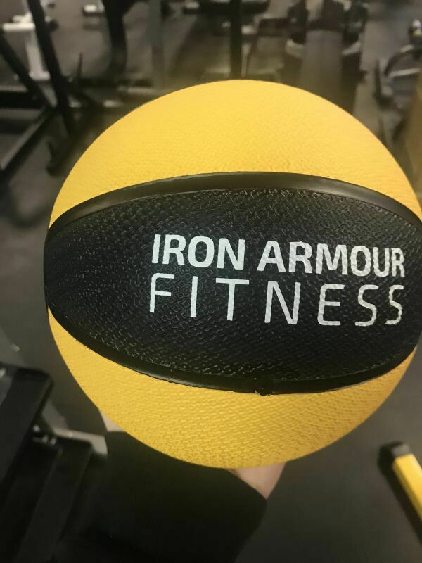 IRON ARMOUR MEDICINE BALL 4lb