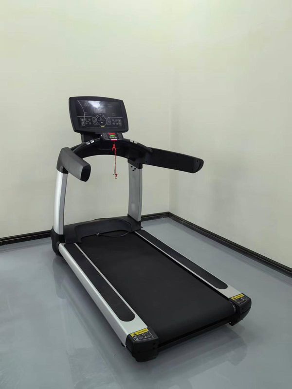 IRON ARMOUR TR100 TREADMILL