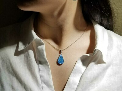 Forget-Me-Not Necklace, Medium Teardrop, White Background