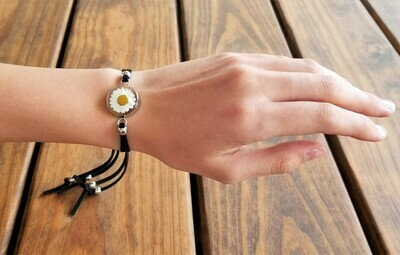 Daisy, Leather Cord Circle Bracelet, Transparent