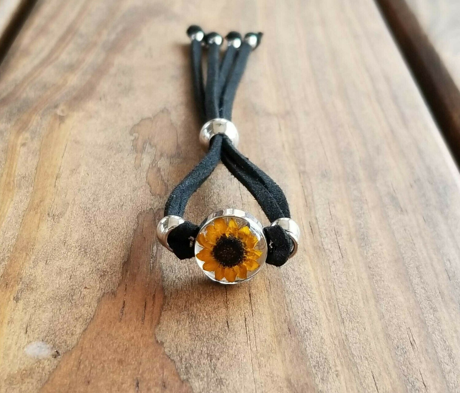 Sunflower Small Circle Leather Bracelet, Transparent.