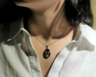 Roses Necklace, Medium Oval, Black Background