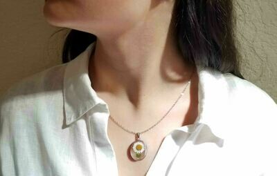 Daisy Necklace, Medium Oval, Transparent