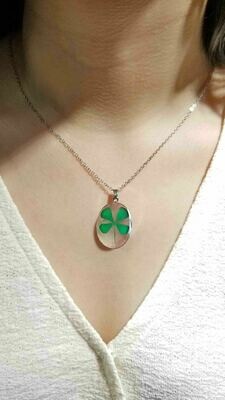 Clover Necklace, Large Oval, Transparent