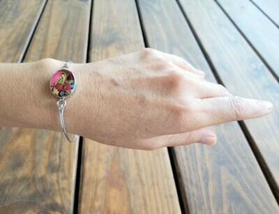 Medium oval bracelet, Pink , Guadalupe Virgen
