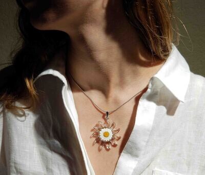 Daisy Necklace, X-Large Sun, Transparent