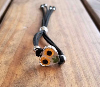 Sunflowers Heart Leather Bracelet, Transparent.