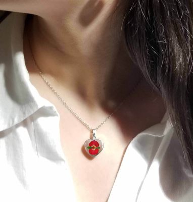 Crown of Thorns Small Heart Necklace, Transparent