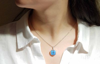 Forget Me Not Necklace, Small Circle, Transparent