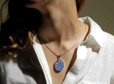 Forget-Me-Not Necklace, Large Oval, Transparent