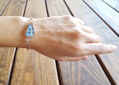 Teardrop Bracelet, 5 Real Forget-Me-Not Transparent Background.