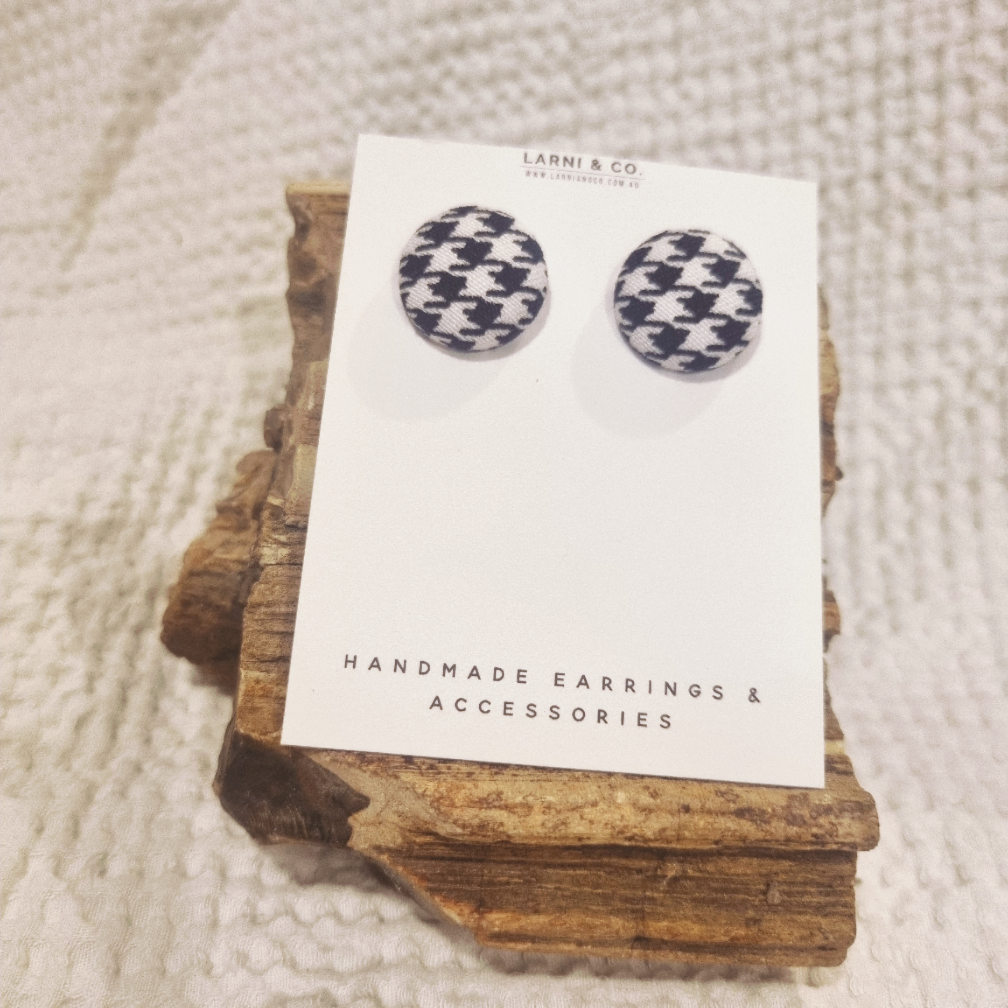 Black and White Houndstooth