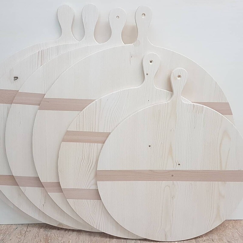 Oma's Kuchendeckel,   rund ca. 65 cm  Fichte Massivholz mit Buche-Gratleisten