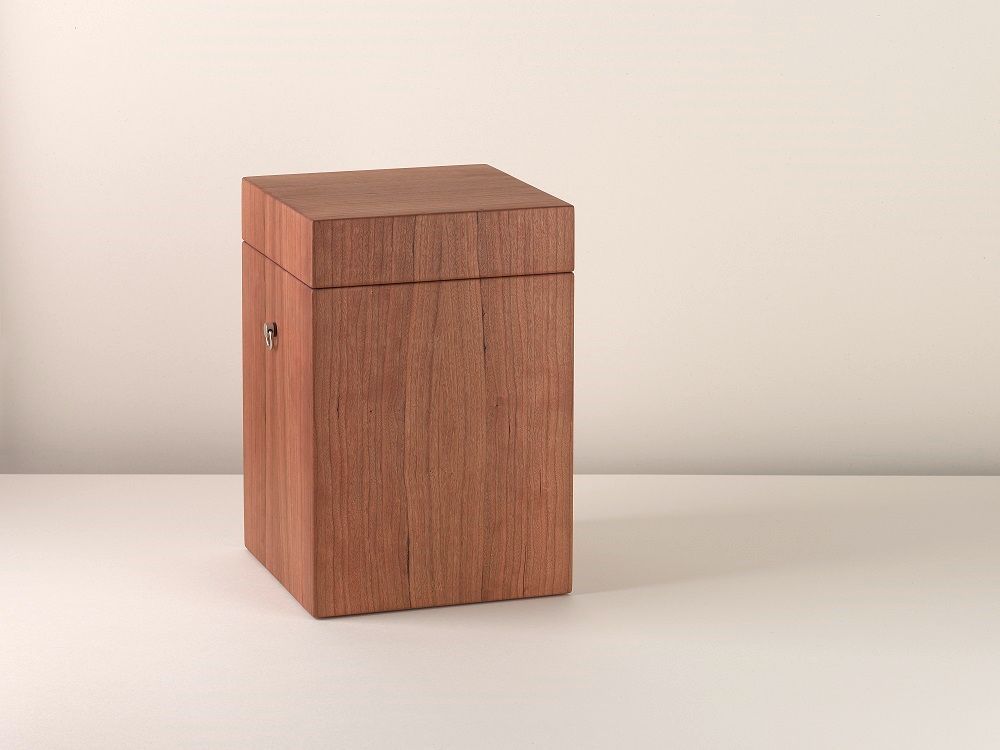Urne aus Massivholz Kirschbaum, "Black Cherry", Schwarzkirsche