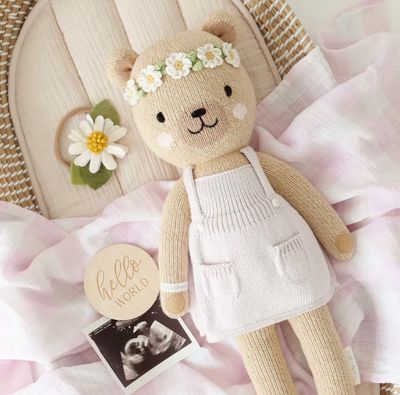Gift + Accessories
