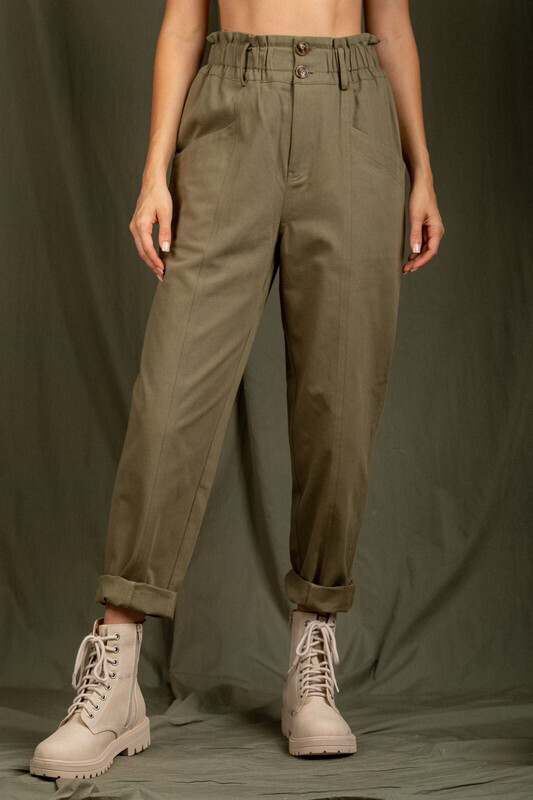 Green Straight-Legged Pants
