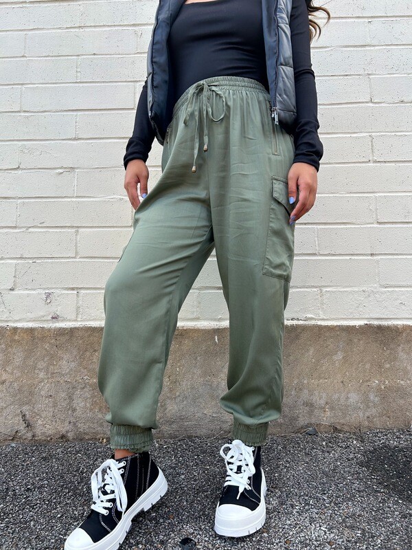 Florence Flowy Pants in Green