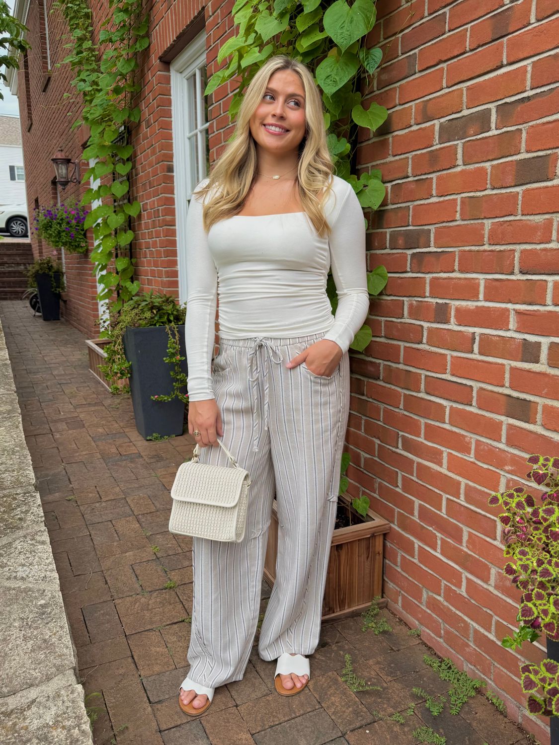 Th Sutton Pant