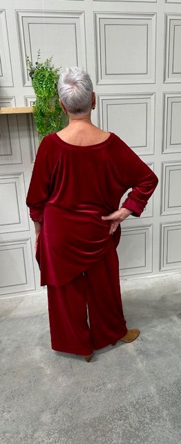 Jilly red